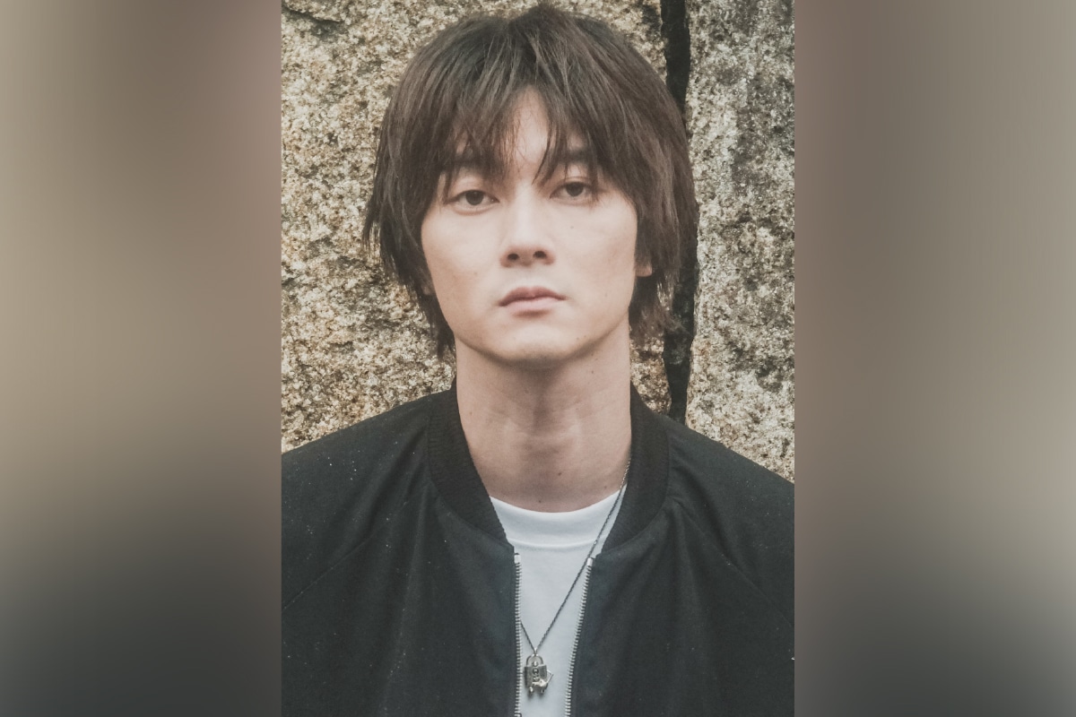 栁俊太郎