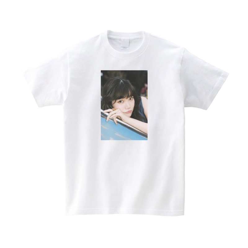 センチに見つめ合うTシャツ