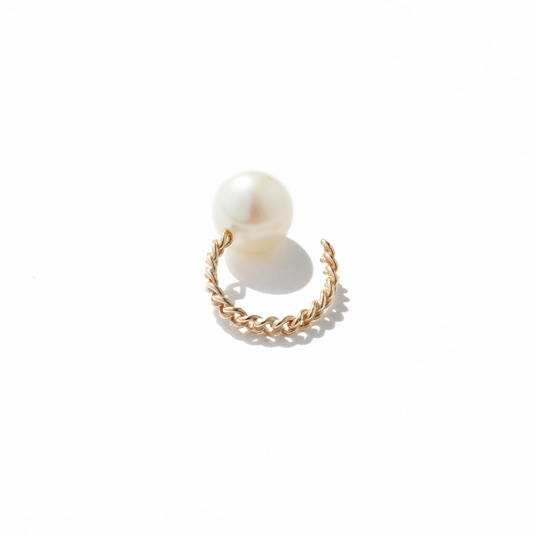 FELUSIERE BISTAR collaboration Pearl ear cuff