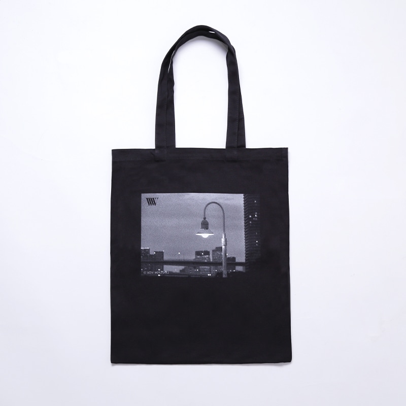 Win's Tote bag
